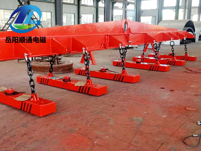 W92系列吊运小钢坯、钢锭用电磁铁