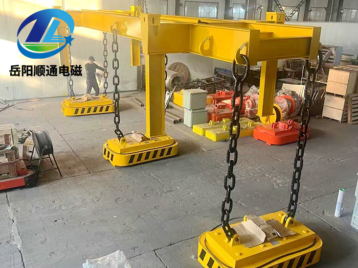 MW42系列吊运方坯、型钢用起重电磁铁